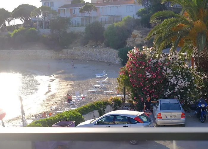 Mert 酒店 Çeşme